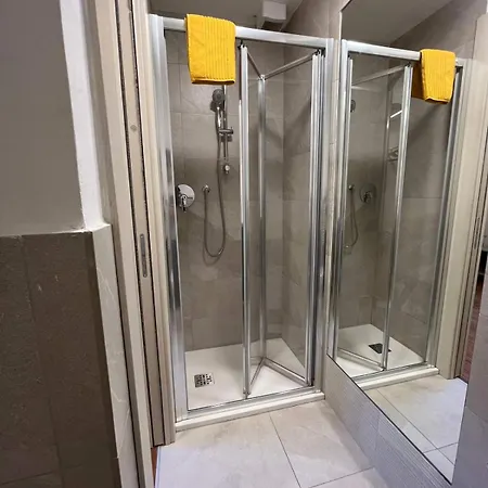 Moderno In Piazza Aldrovandi