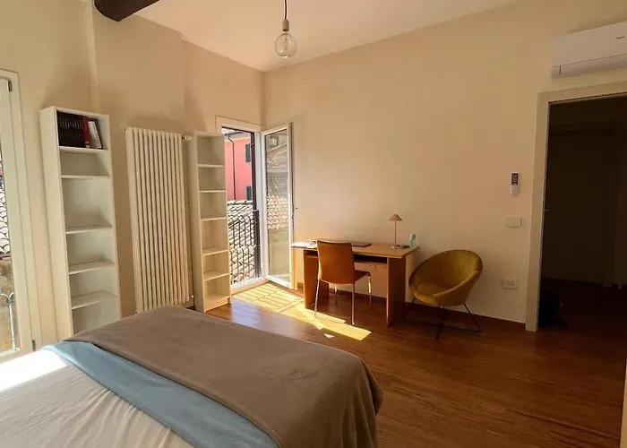 Moderno In Piazza Aldrovandi شقة